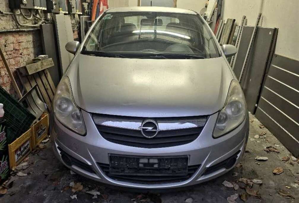 Opel 1.2i Essentia