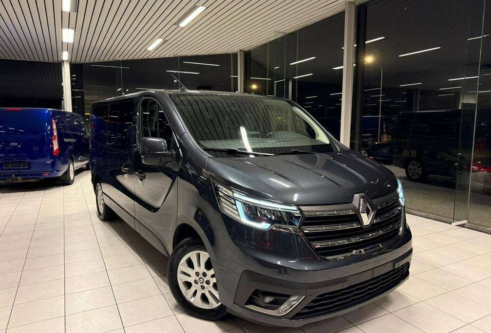 Renault Trafic Grand Passenger 2.0 Blue dCi Intens