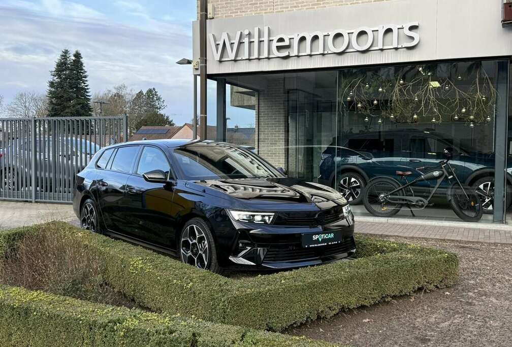 Opel Sports Tourer Ultimate 1.2 Turbo 130PK AT8 *Pan...