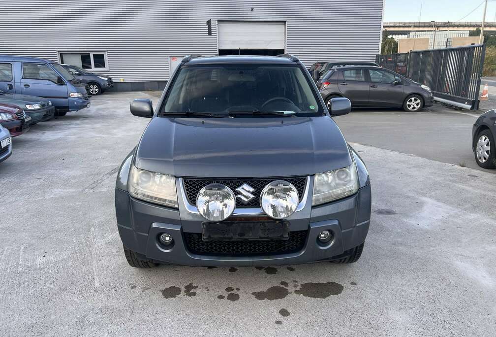 Suzuki 2.0 LUXE  ONLY EXPORT