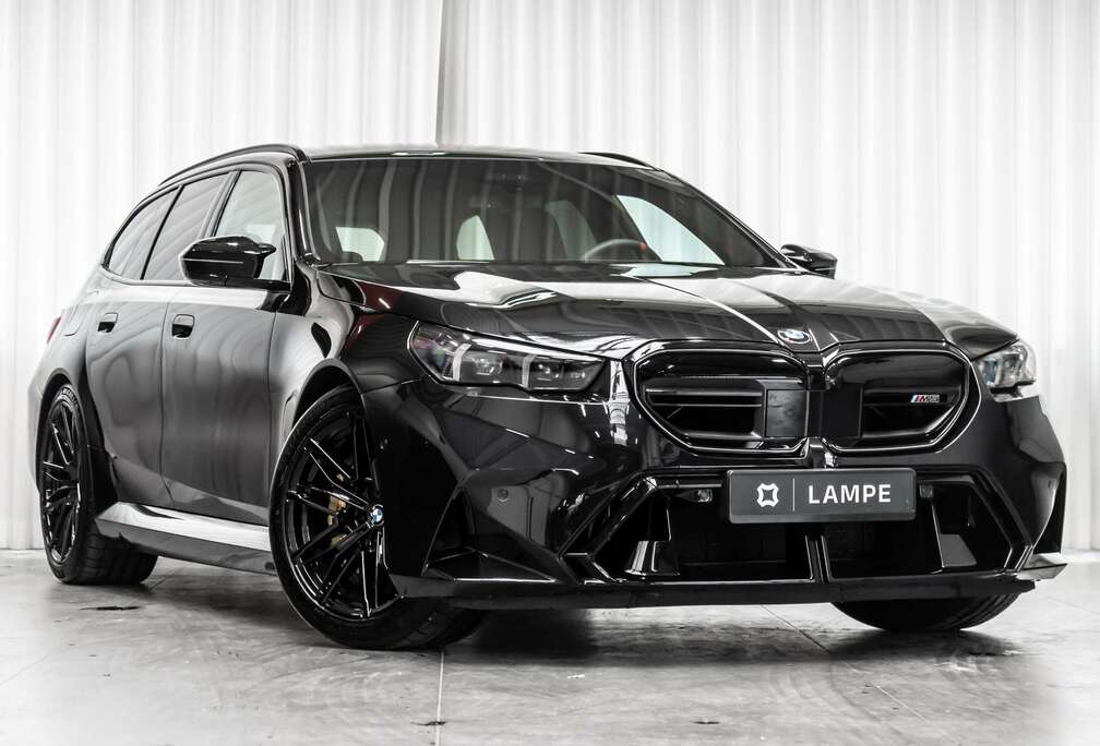 BMW Touring Full Gyeon PPF Ceramic Brakes Trekhaak B&W