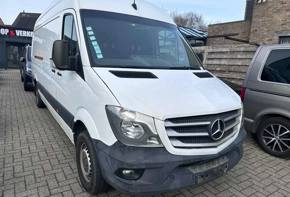 Mercedes-Benz 316 - Benzine - Automaat - 25.650KM - L3H2 -