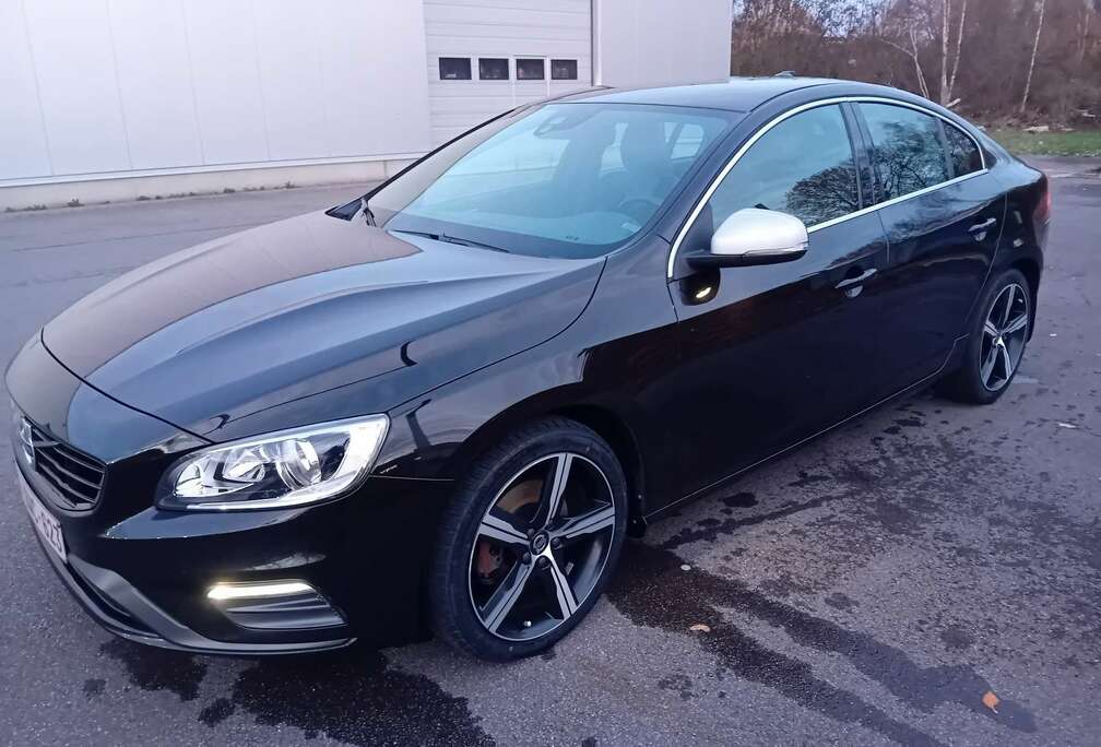 Volvo D2 120 ch Stop&Start R-Design