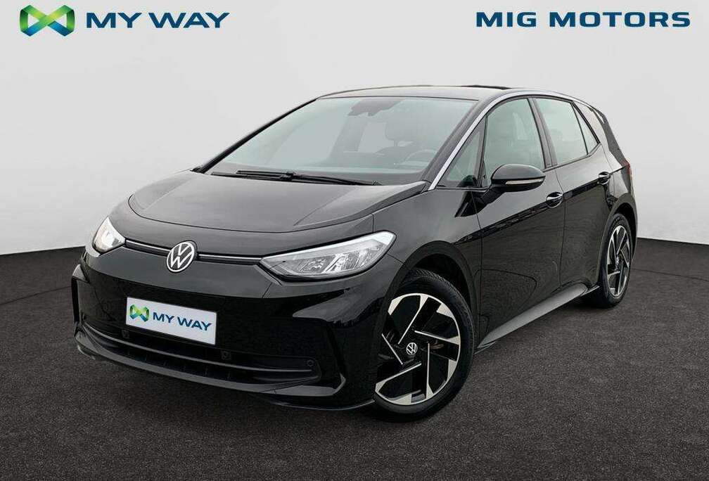 Volkswagen Pro Life Business 58 kWh (204 pk) /// adaptieve cruise control /// Zetelverwarming vooraan /// Android Auto & Apple Carpl