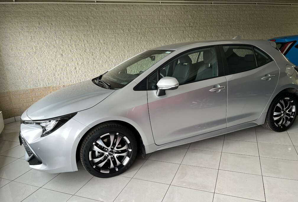 Toyota Corolla Hybrid 1.8 Dynamic e-CVT GPF