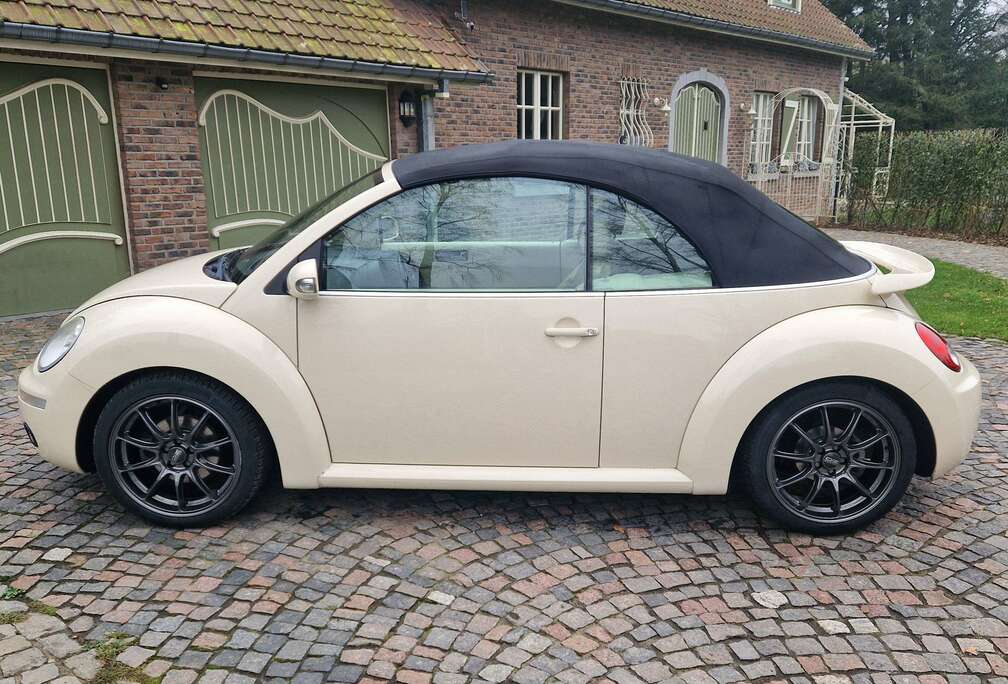 Volkswagen New Beetle Cabrio 1.9 TDi