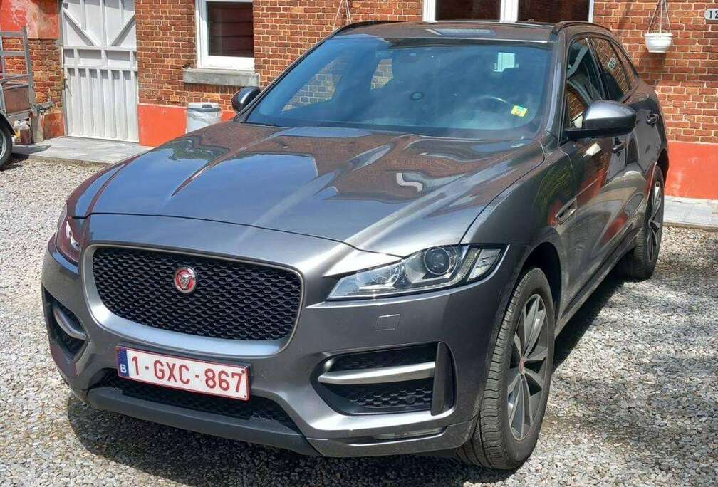Jaguar F-Pace 2.0 D AWD R-Sport (EU6.2)