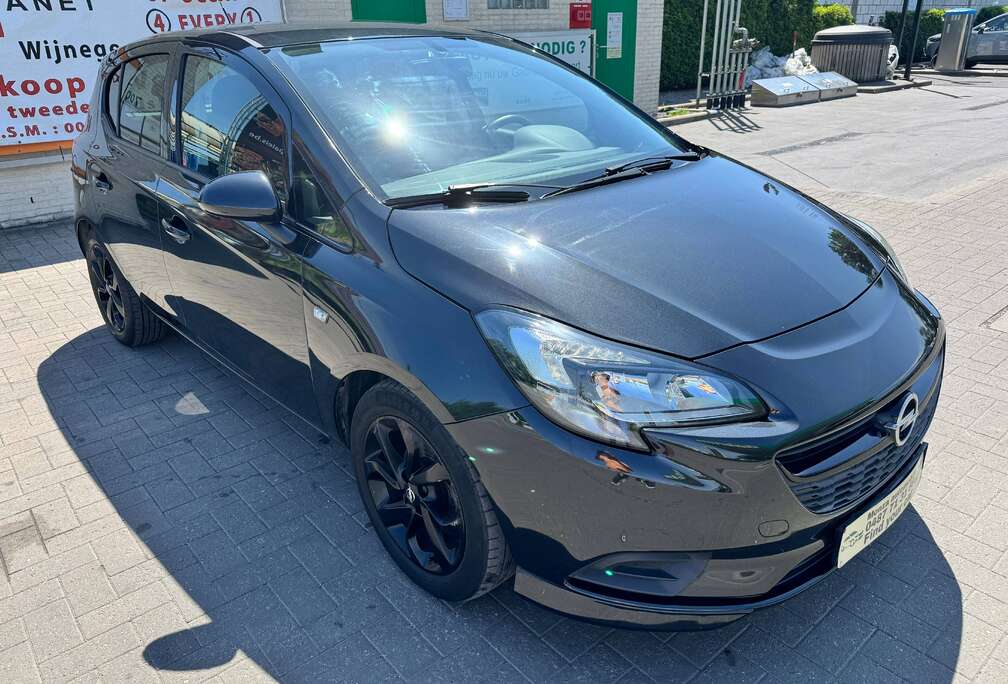 Opel Corsa 1.4i Black Edition
