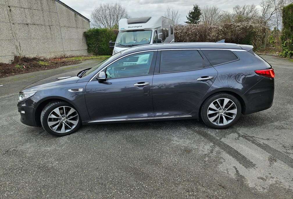 Kia Optima SW 1.7 CRDi Business Executive ISG DCT