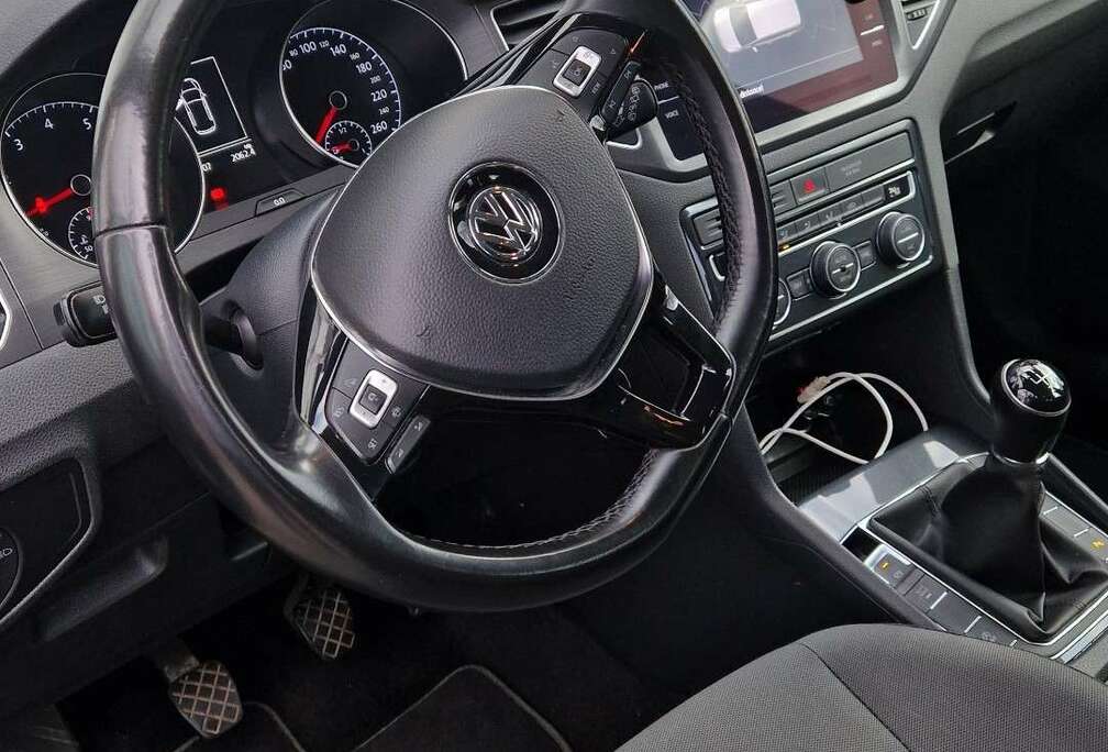 Volkswagen 1.0 TSI 115 BM Confortline