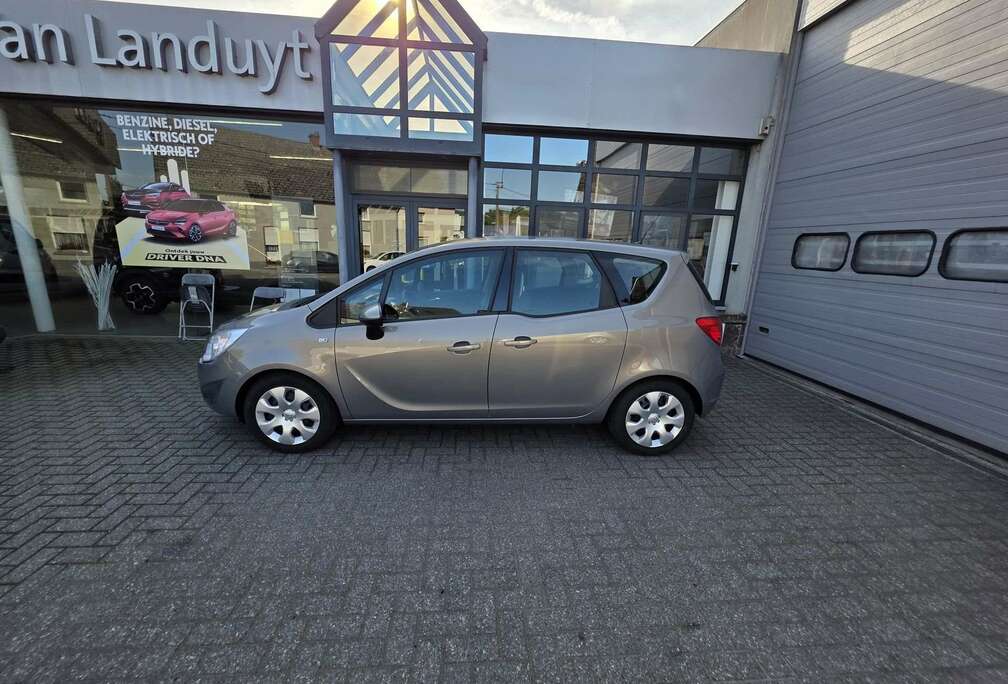 Opel OPEL MERIVA B 1.4 BENZINE - AIRCO