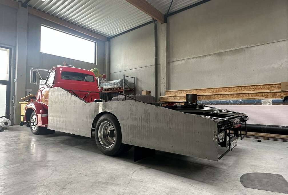 Ford C600