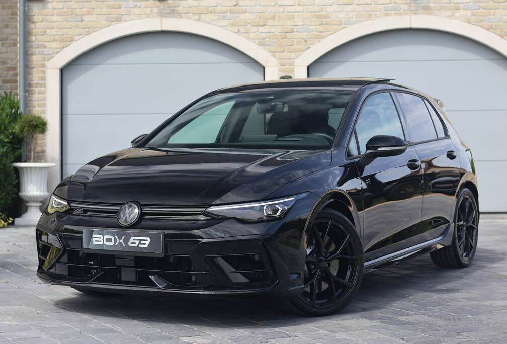 Volkswagen MY25 *4Motion *Akrapovic *H&K *360 *Cuir *Black ED