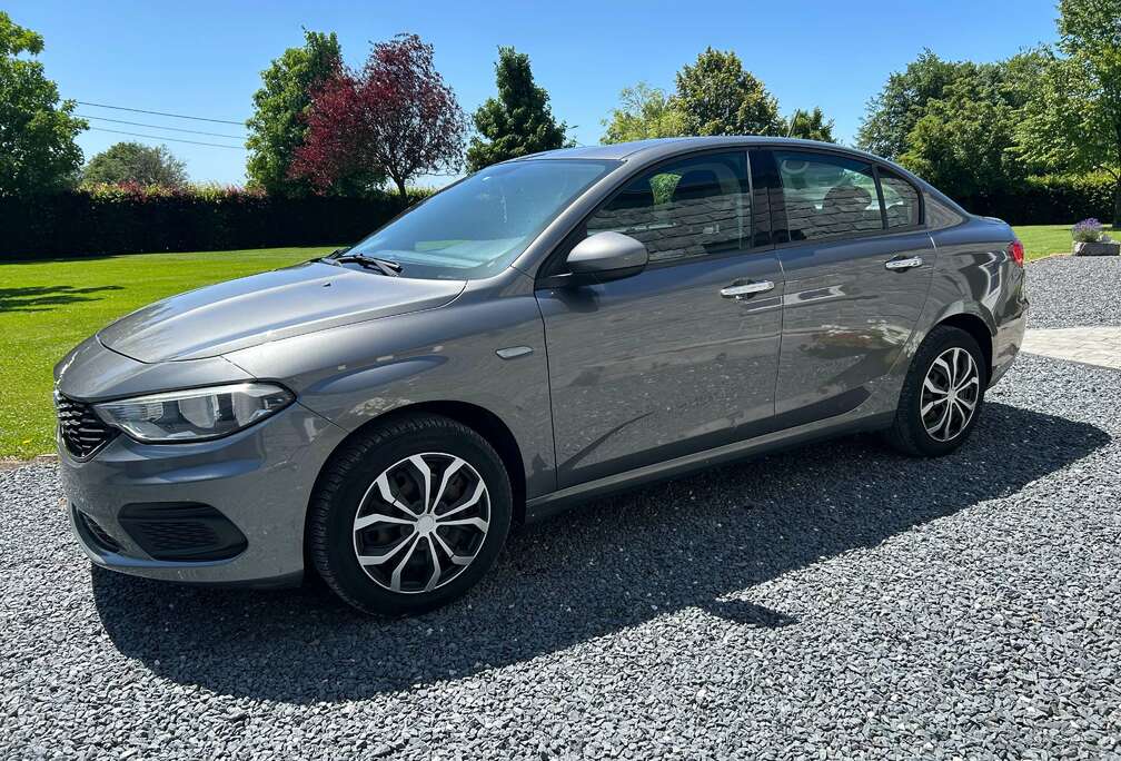 Fiat Tipo 1.4i contrôle technique ok
