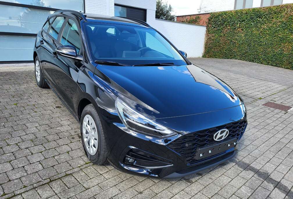 Hyundai break nieuw 1.5 I 96KW NAVI CAMERA SENS V+A  APP