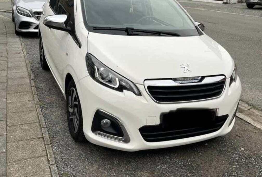 Peugeot 1.2 PureTech Top Allure