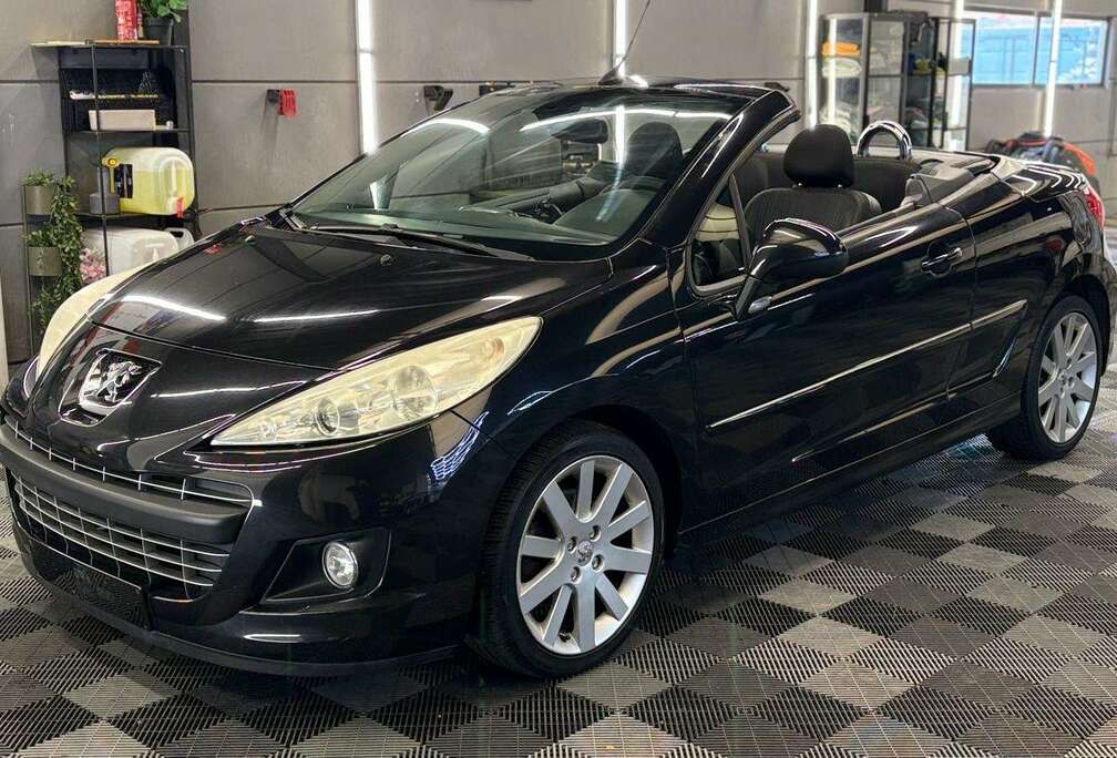 Peugeot CC 1.6i AUTOMATIQUE bj. 2011 Euro 5