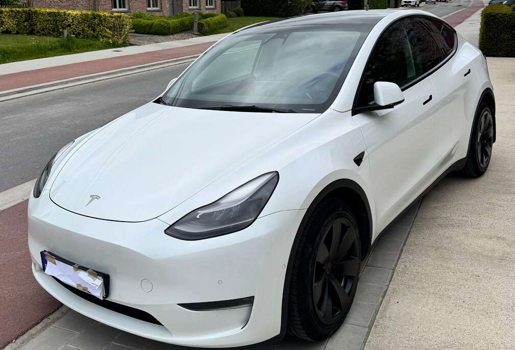 Tesla Model Y 72.5 kWh Dual Motor Long Range (324 kW)