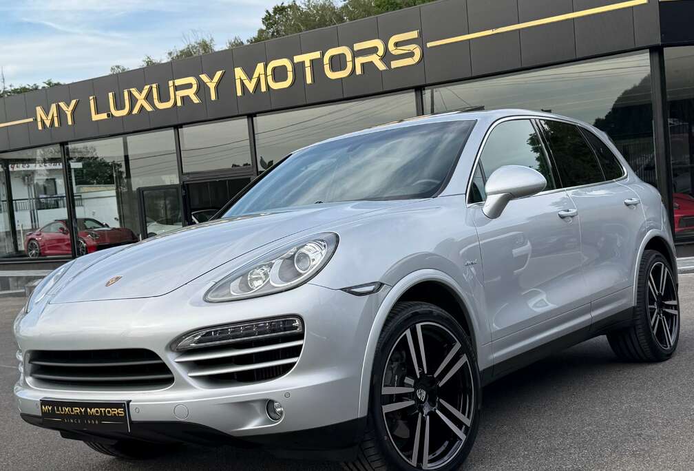 Porsche 3.0D V6 245PK  TOIT OUVRANT  NAVI  CAMERA  DRIVE SELECT  COCKPIT  GARANTIE 12 MOIS  BELGIUM CAR