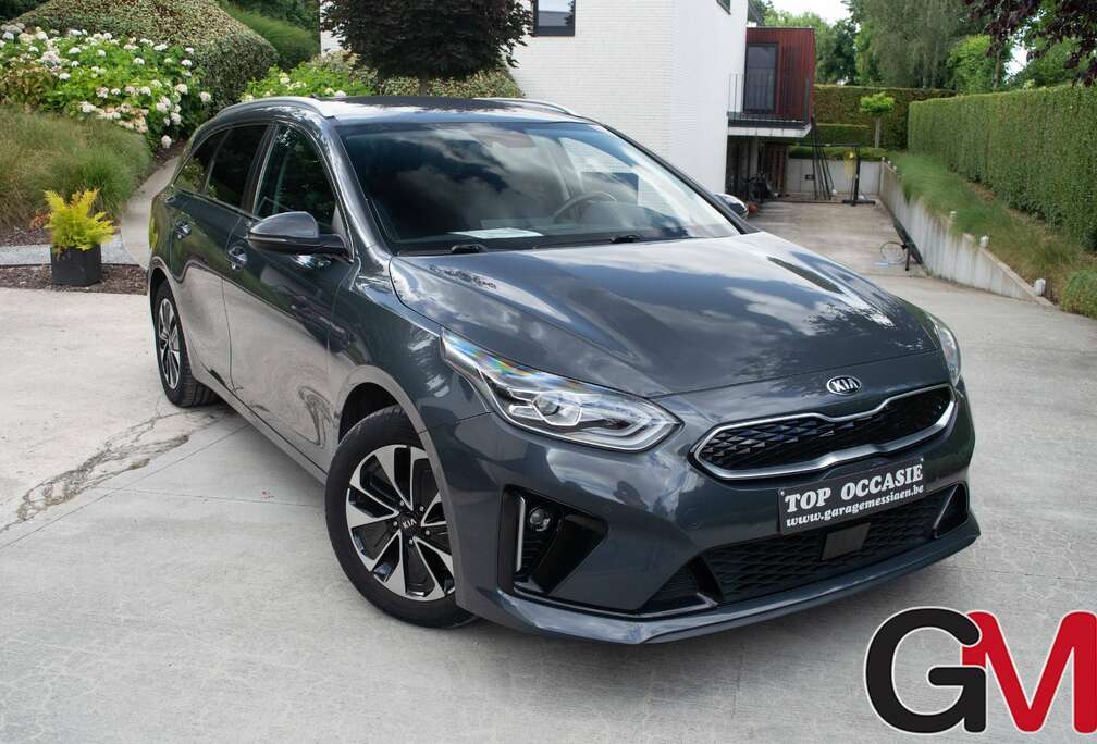 Kia Ceed SW 1.6 GDi PHEV Sense DCT