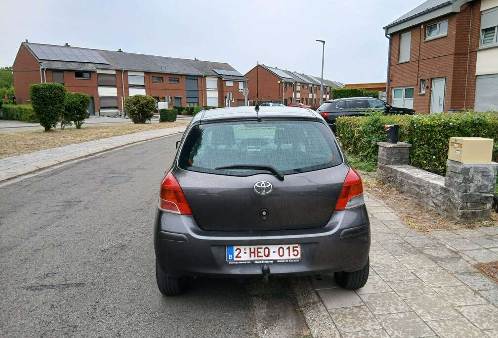 Toyota Yaris 1.0i VVT-i Chill Out II