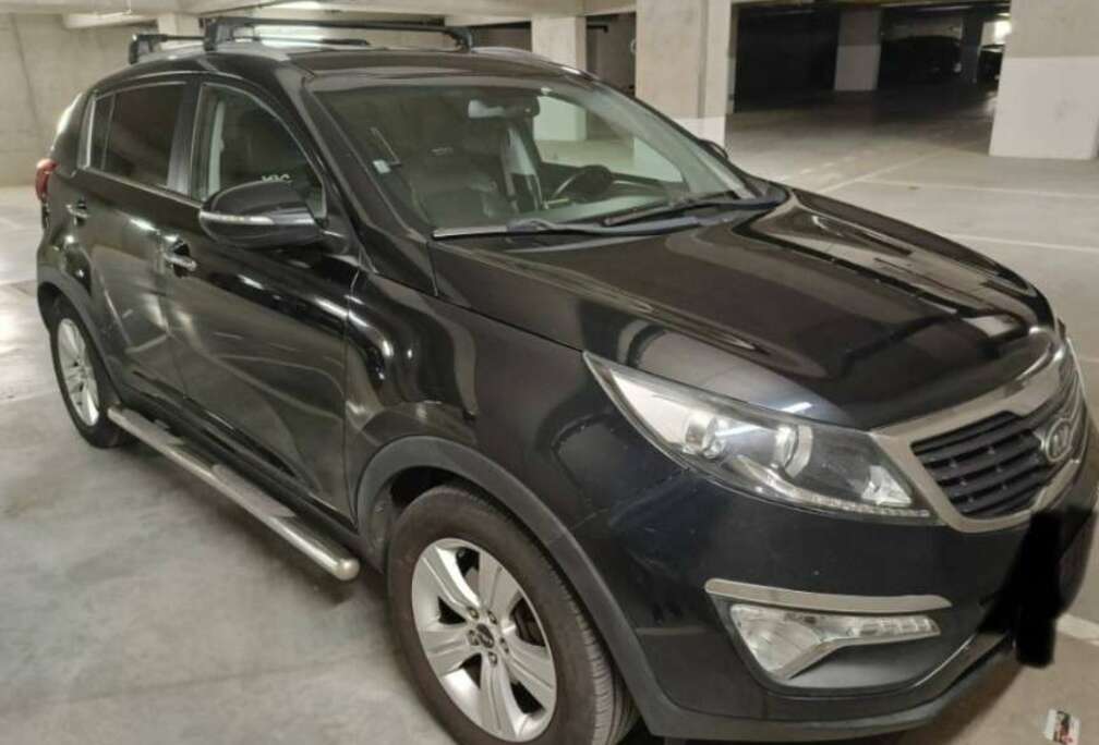 Kia 1.6i 2WD Access