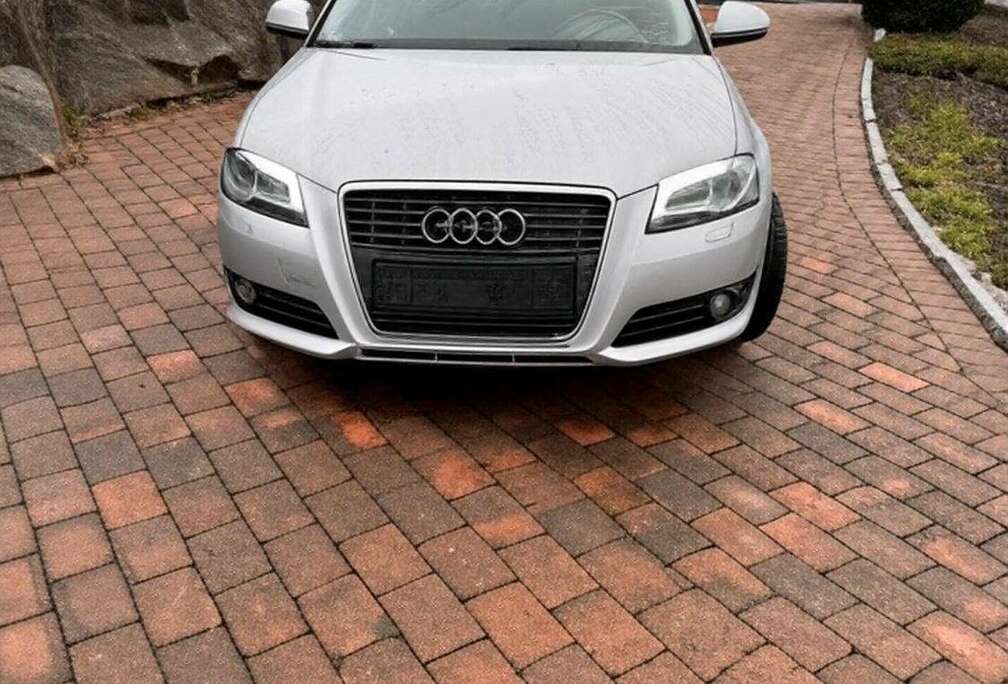 Audi Sportback 1.6 TDI 105 DPF Ambition