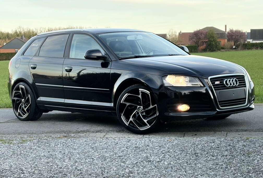 Audi Audi A3 1.6 Tdi 77kw * 180000KM * Euro5 * Full