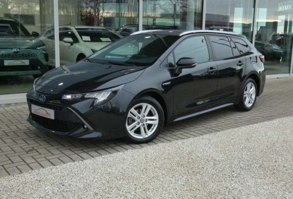 Toyota Hybrid +Parkeersensoren V&A +Keyless +GSM Charger