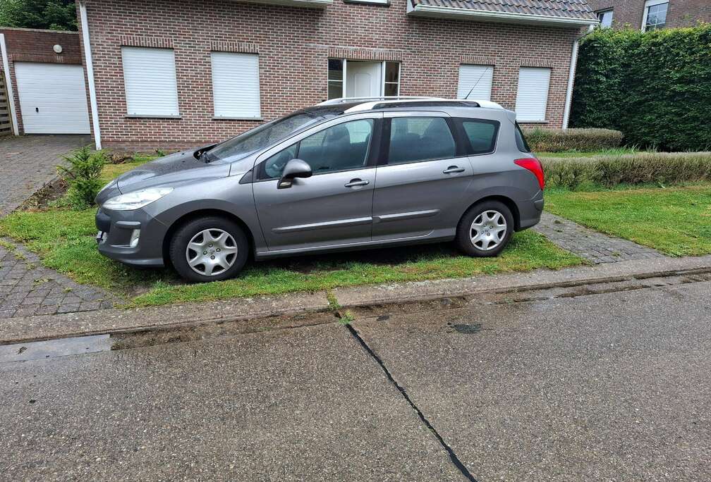 Peugeot 1.6 VTi XT