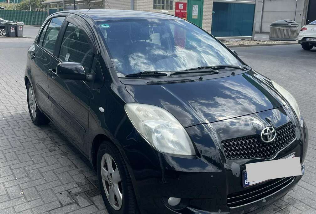 Toyota Toyota Yaris 1.3 VVT-i Automaat - Airco