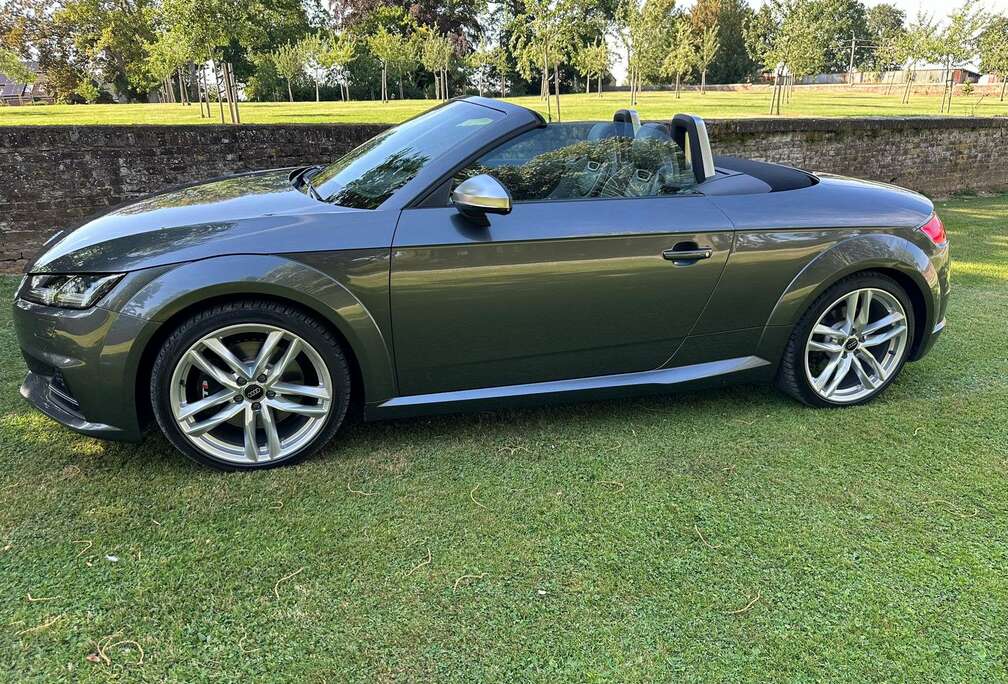 Audi TTS Roadster 2.0 TFSI Quattro TTS S tronic
