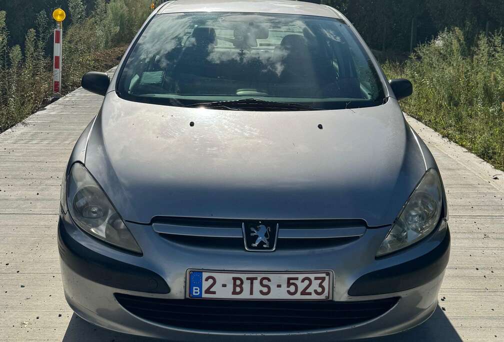 Peugeot 307 1.6i 16v XR