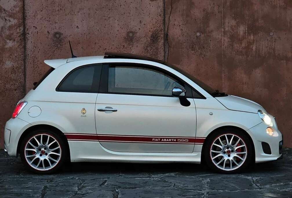 Abarth Fiat Abarth 695 50th Anniversary nummer 13/299 Lim