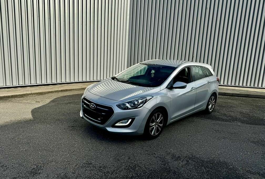 Hyundai SW 1.6 CRDi Bluedrive ISG