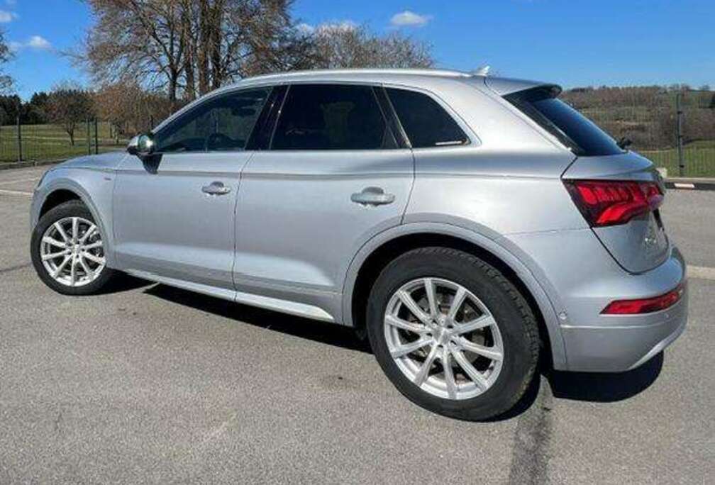 Audi Q5 2.0 TDi Quattro Design S tronic