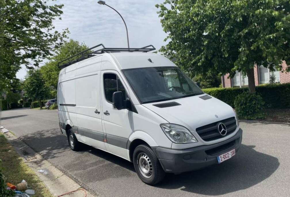 Mercedes-Benz 313 2.1 CDI A2H2