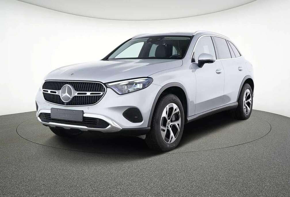 Mercedes-Benz e 4MATIC Off-Roader
