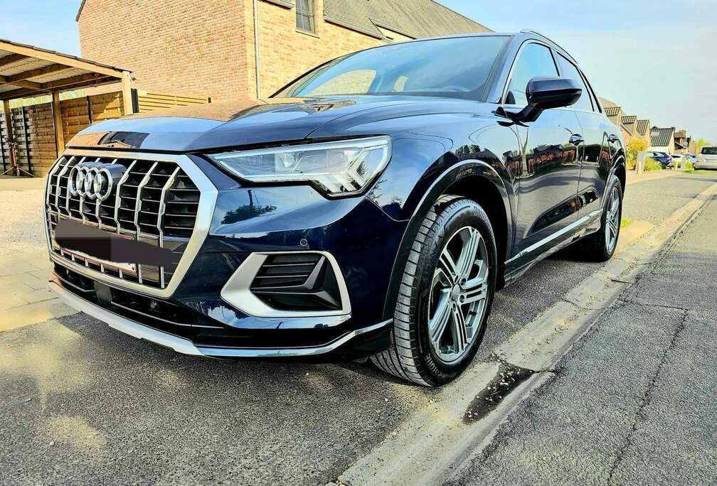 Audi Audi Q3 35 TFSI 150 ch  2019 - 68 000 km