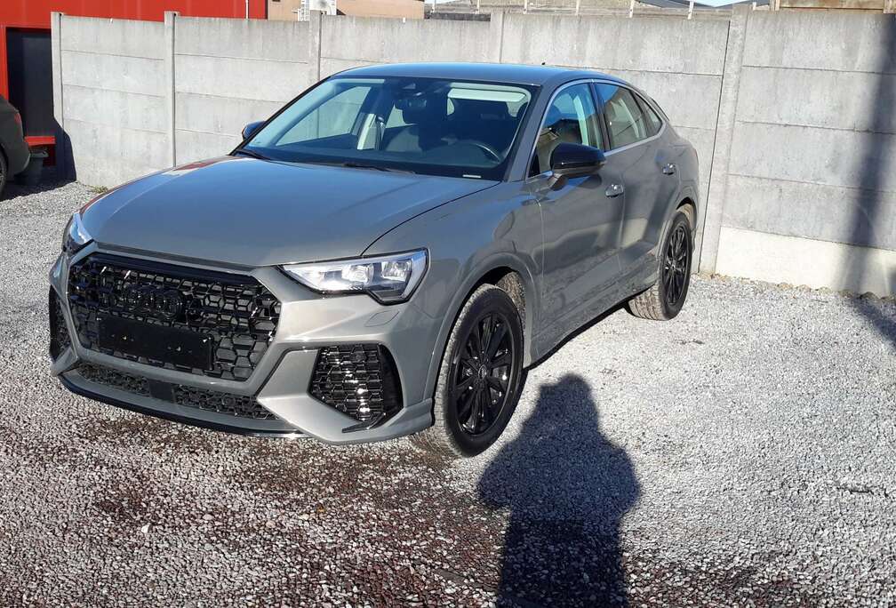 Audi Q3 35 TFSI Business Edition Advanced S-TRONIC