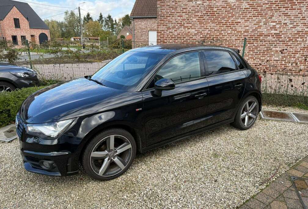 Audi A1 Sportback 1.6 TDi Ambition S line