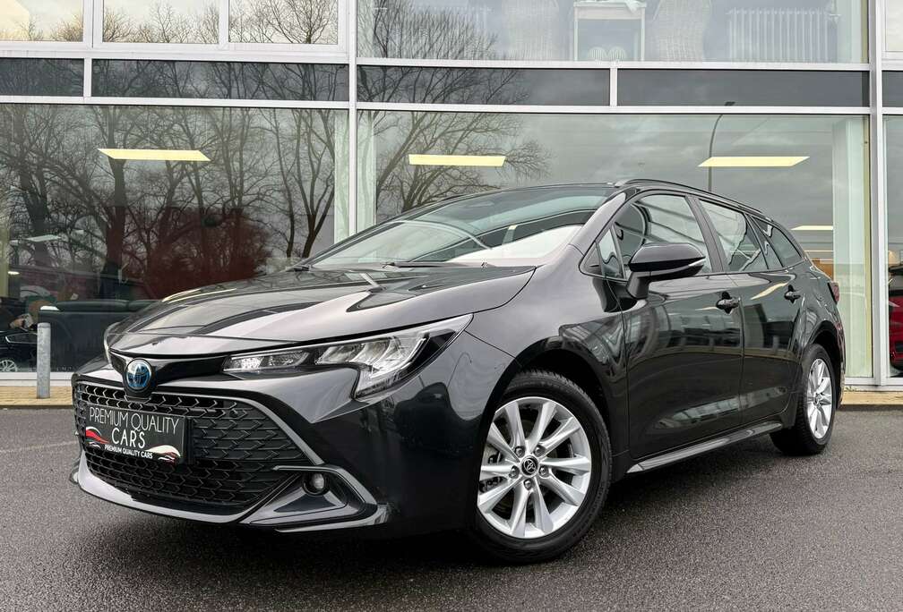 Toyota CAMERA / CARPLAY / ZETEL & STUURVERWARMING /