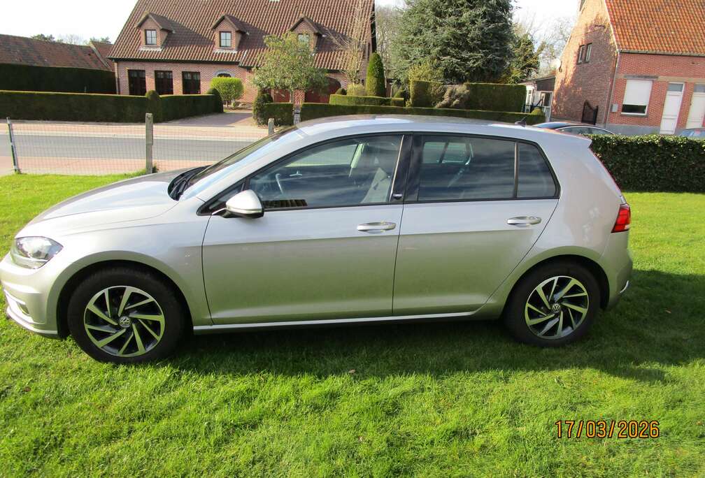 Volkswagen Golf 1.0 TSI BMT Comfortline