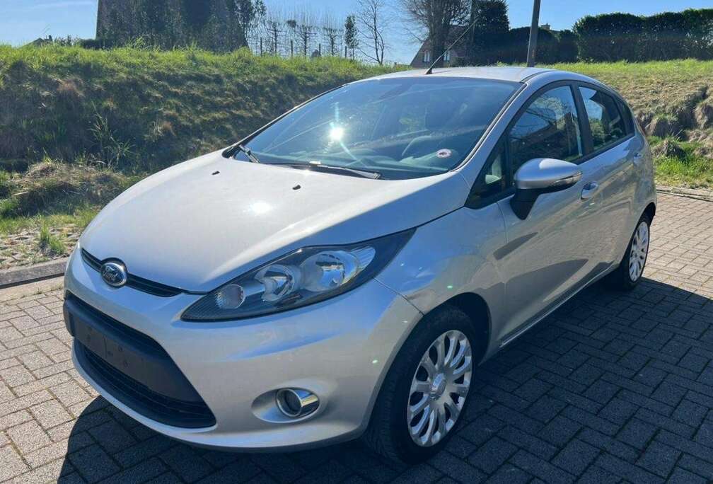 Ford 1.4Benzine/2012/182.000Km/ Euro5/Carne