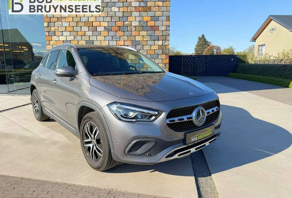 Mercedes-Benz Progressive  Widescreen  CarPlay  LED  Navi  Trekhaak