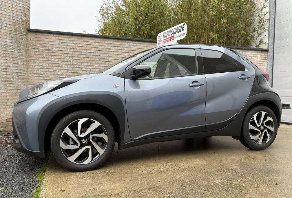 Toyota X PULSE / BI-TONE / ALLU / 25000 KM !