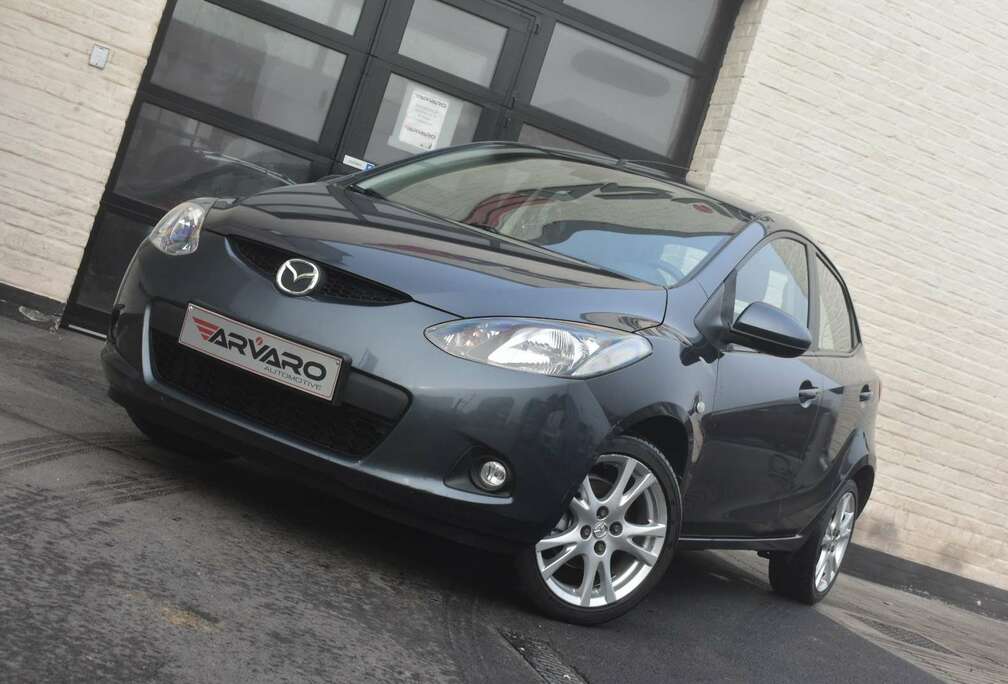 Mazda 1.5 Independence / Trekhaak / PDC / Garantie