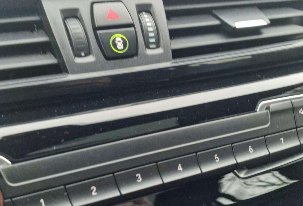 BMW bmw x1 2017 sDrive18d