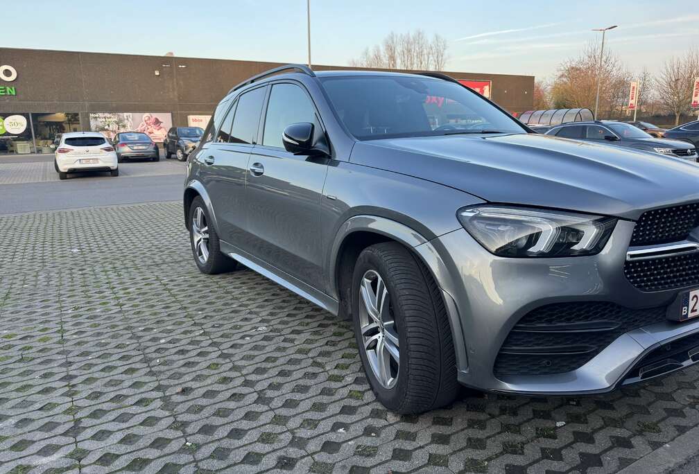 Mercedes-Benz de 4Matic 9G-TRONIC AMG Line