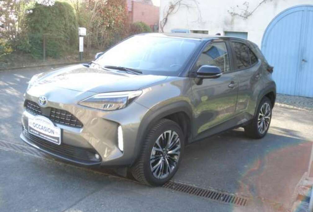 Toyota Yaris Cross Hybrid 1.5i VVTi Elegant Bi-Tone E-CVT